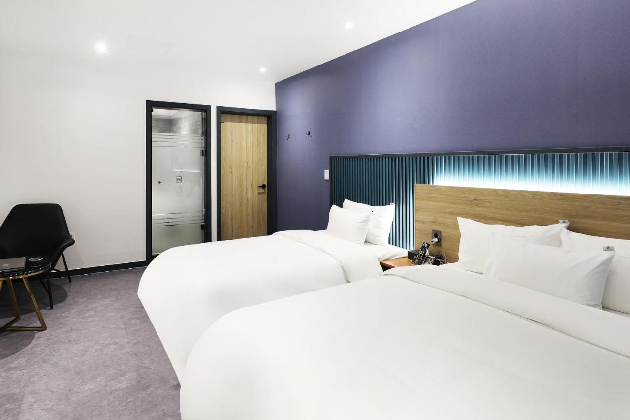 Mariposa Hotel Songtan 平沢市 エクステリア 写真